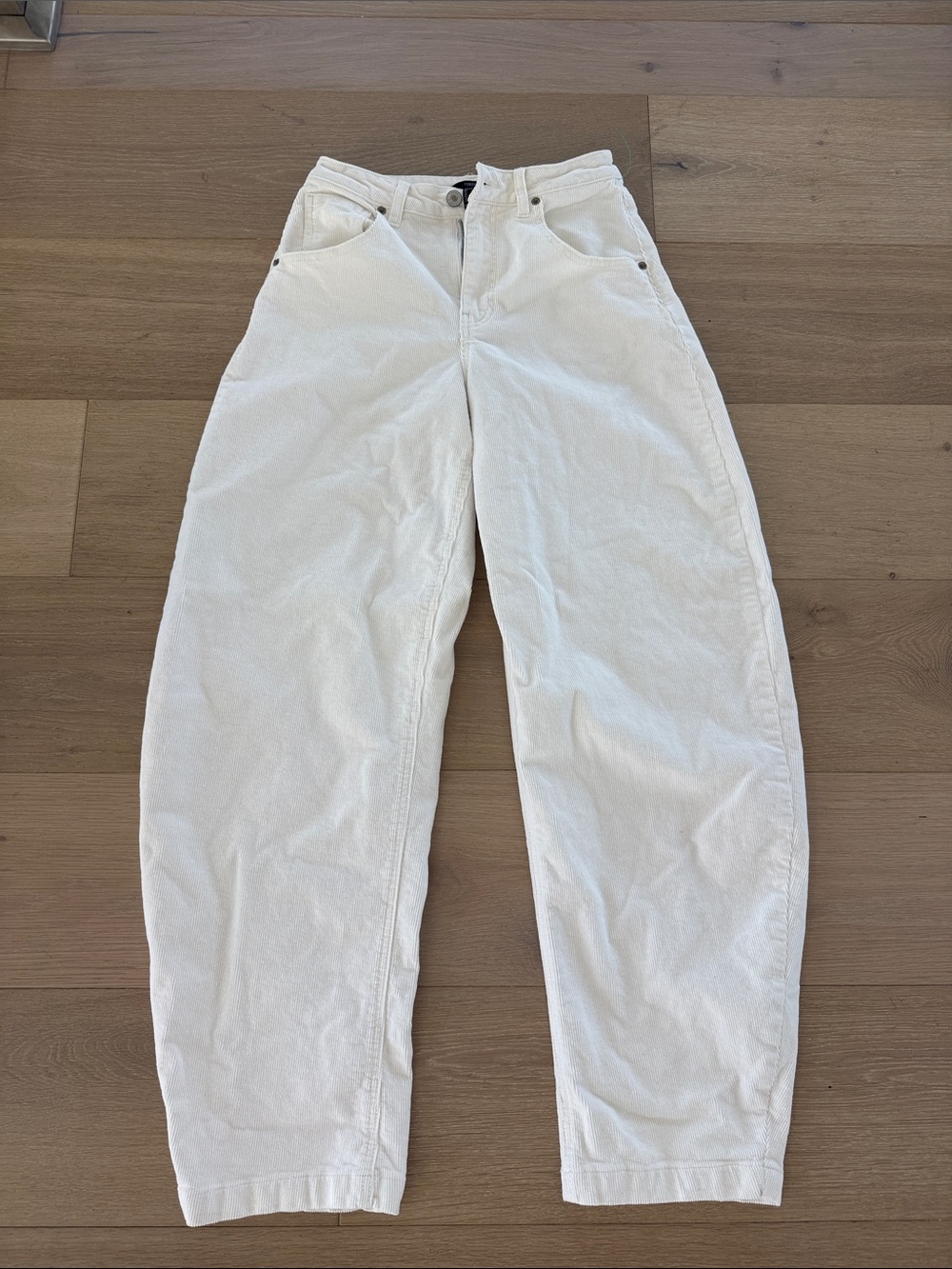 Forever 21 CORDUROY BAGGY BARREL PANTS